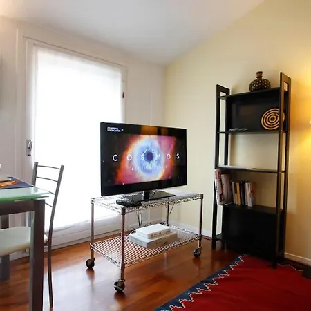 Apartment Charming In Brera/centre *